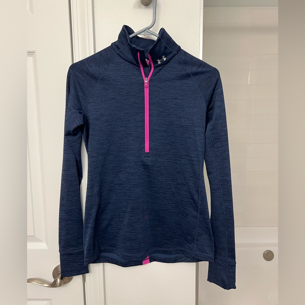Cold gear Under Armour Women’s Small Half Zip Navy Jacket with Hot Pink Zipper